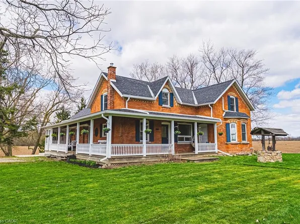 1292 Glancaster Rd, Hamilton, ON L9G 3L1