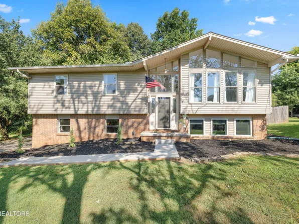 12027 Midhurst Dr, Knoxville, TN 37934