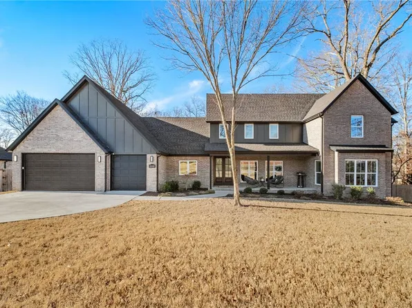 12442 Wildwood Dr, Rogers, AR 72756