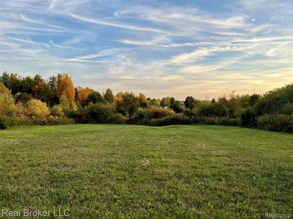 0 Westgate Dr, Howell, MI 48843