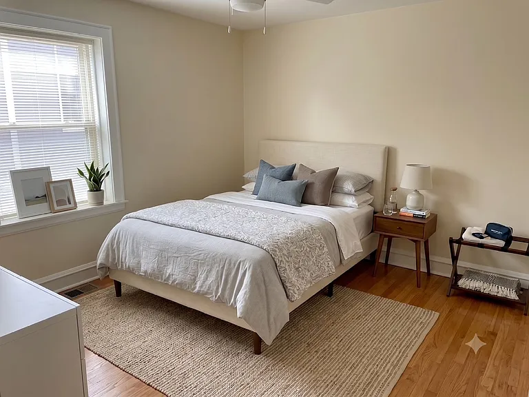 4712 W Berenice Ave #1 — Photo 3
