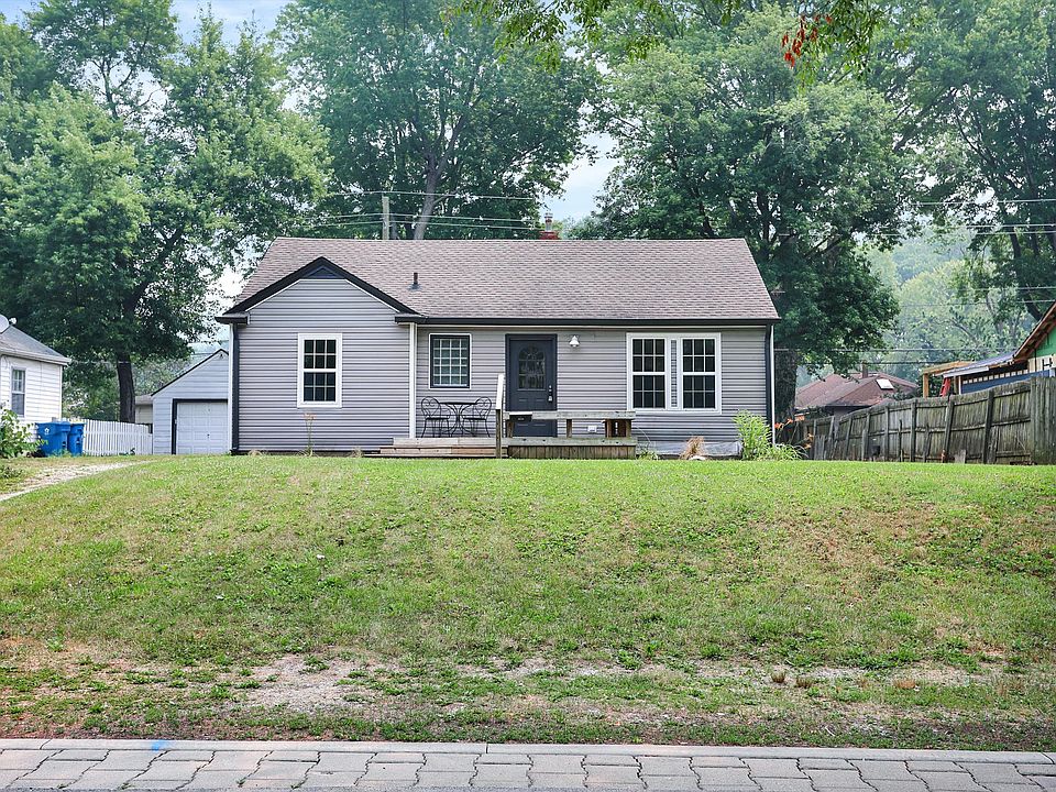 1st image of 5619 Rosslyn Ave