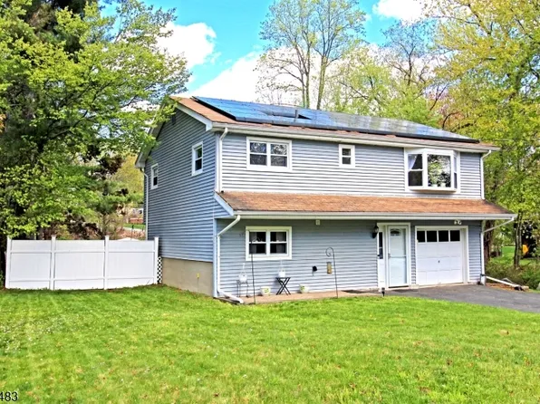 407 Durban Ave, Hopatcong, NJ 07843