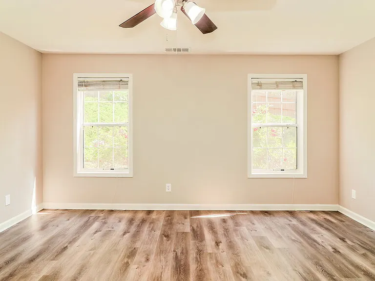 525 Hillcrest Cross Rd — Photo 9