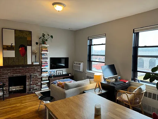 Rented by Friedman Roth Realty | media 6