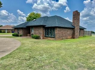 112 Amsey Ln, Guthrie, OK 73044