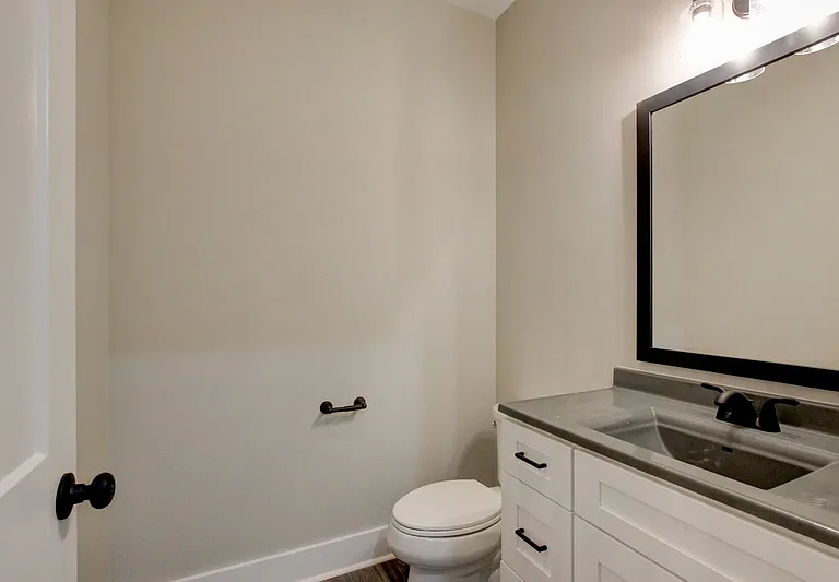128 Riverbend Dr — Photo 43