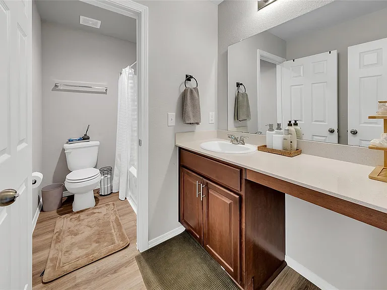 2147 Twisted Cedar Ct — Photo 17
