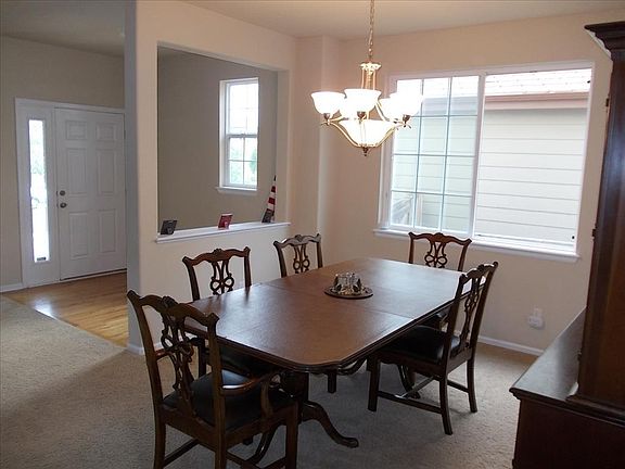 Formal Dining