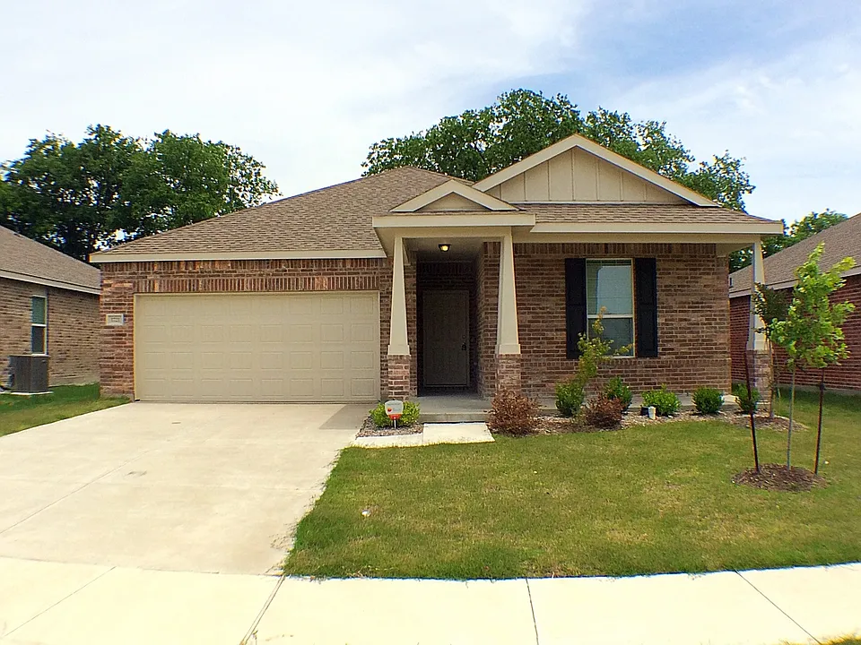 1721 Megan Creek Dr