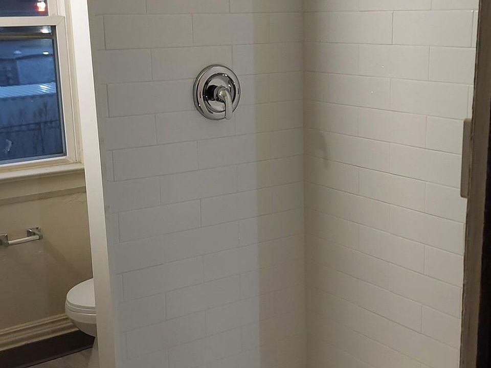 2nd image of 203 Colgate Ave Floor 1