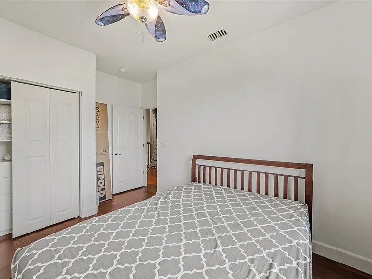 353 Esfahan Ct — Photo 41