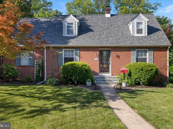 133 Elm Dr, Lansdale, PA 19446