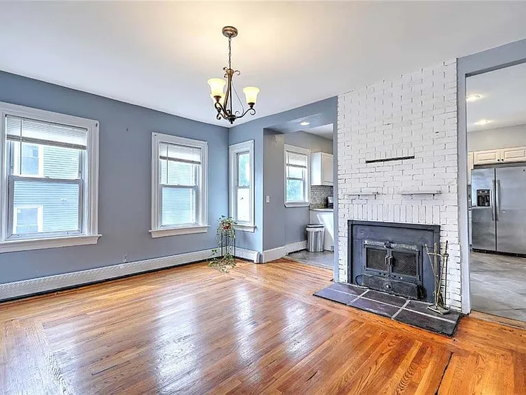 16 Duncan Ave #1 — Photo 8