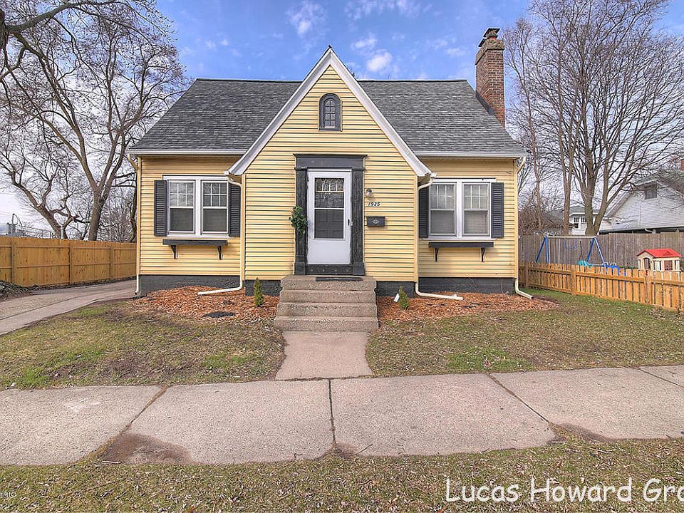 1st image of 1935 Giddings Ave SE