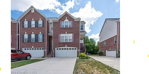 43802 Cherry Grove Ct E #40 Photo 1