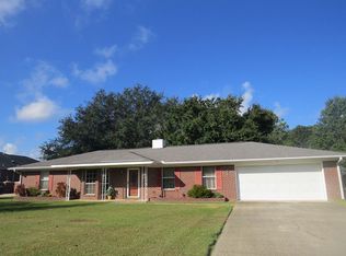 9305 Fairway Dr, Foley, AL 36535