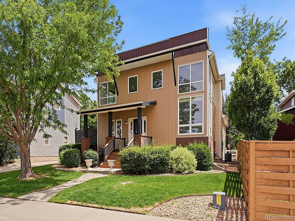 1st image of 827 Spruce Court