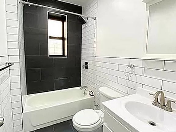 5th image of 3660 Waldo Ave APT 8A