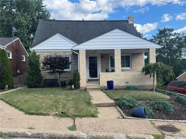219 Magnolia St, Homestead, PA 15120