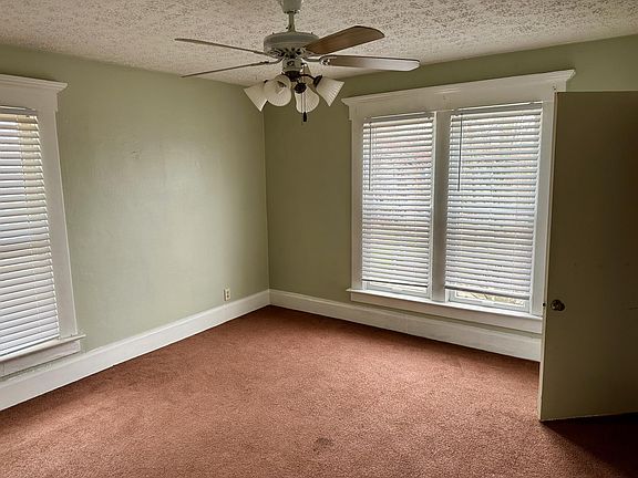 3rd image of 2579 Dayton Ave #1/2