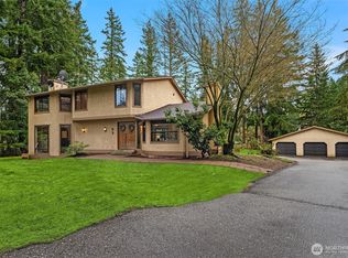 22223 NE 82nd Place, Redmond, WA 98053