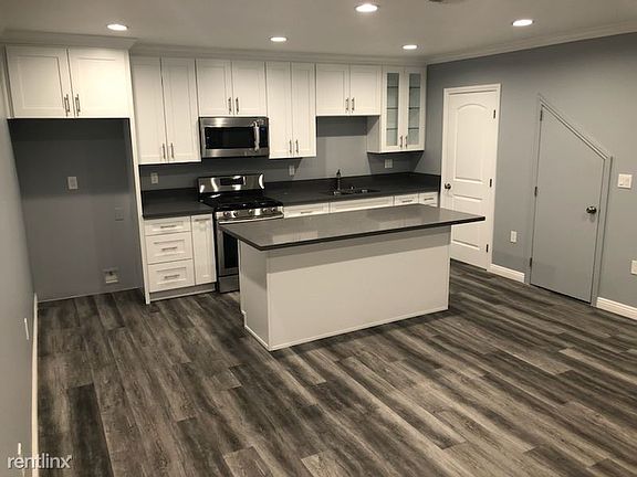 2nd image of 8608 1/2 Collett Ave