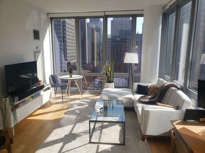 310 W 52nd St APT 20A, New York, NY, 10019