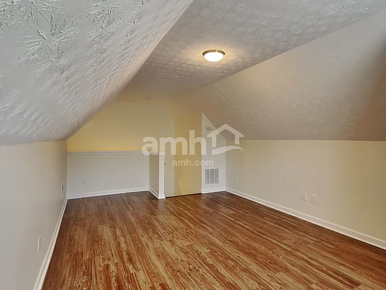 643 Bartow Dr — Photo 24