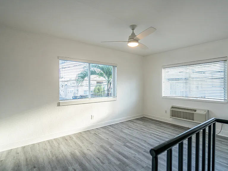7315 Carlyle Ave #6 — Photo 9