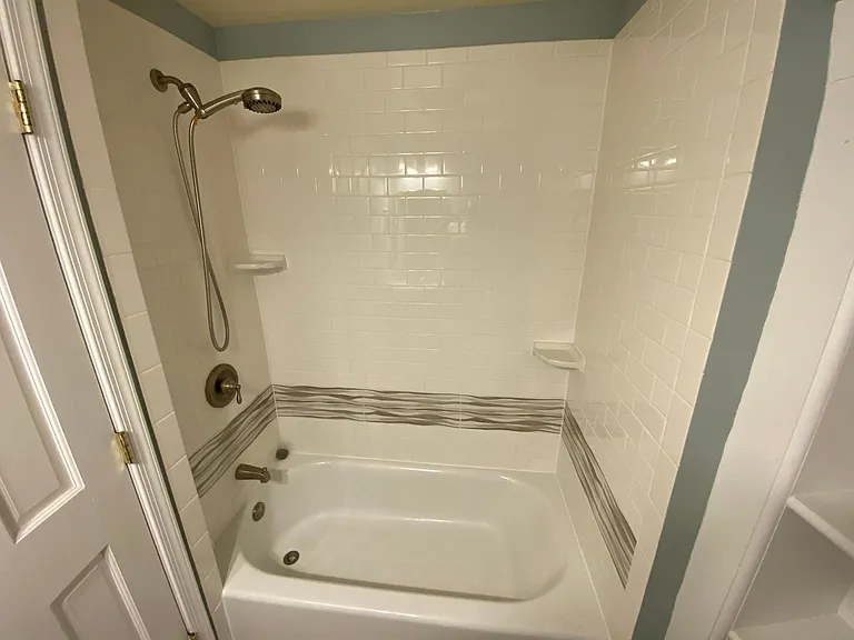 330 N Carolina Ave SE #BASEMENT — Photo 19