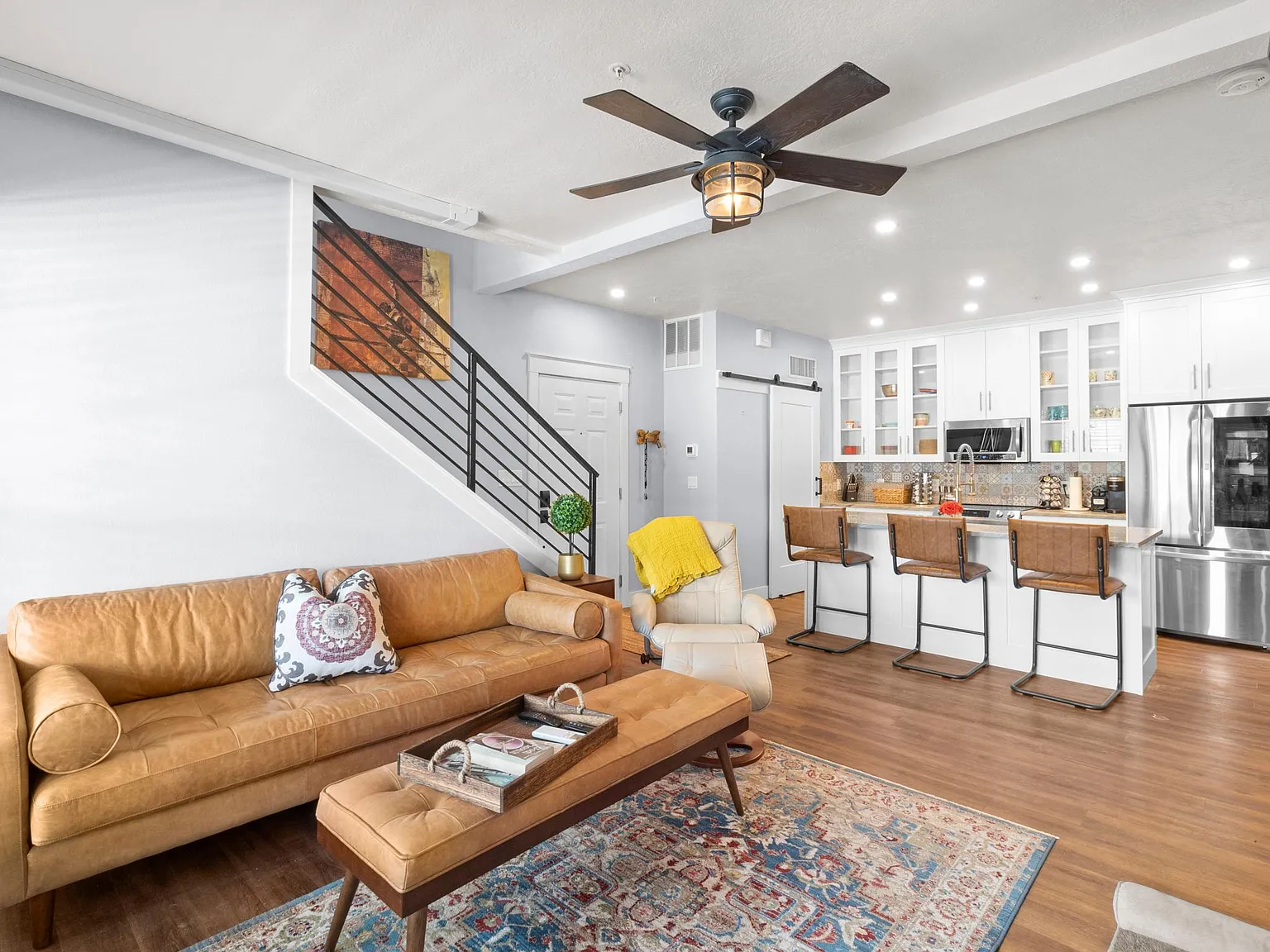 2 bed, 1275 sqft, $3,200 — Photo 4