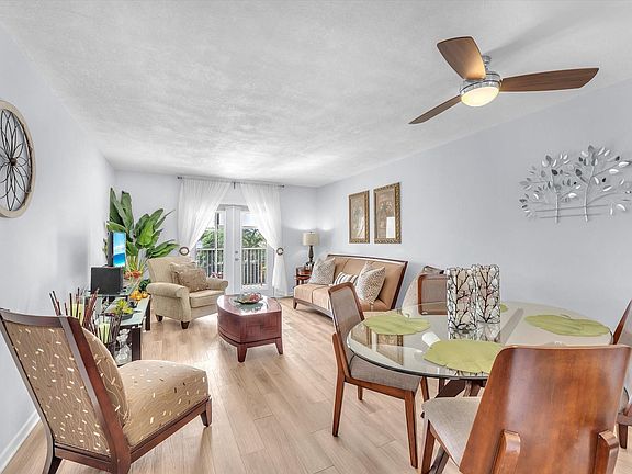 3rd image of 6770 Royal Palm #205