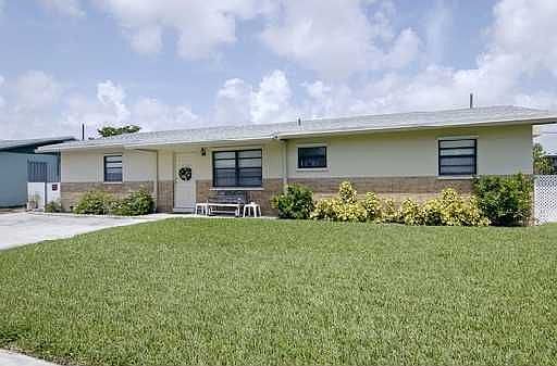 1st image of 1271 SW 10th Ter