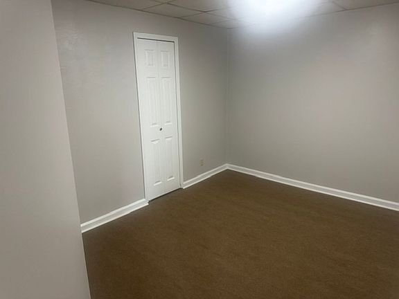 5th image of 517 Walnut St