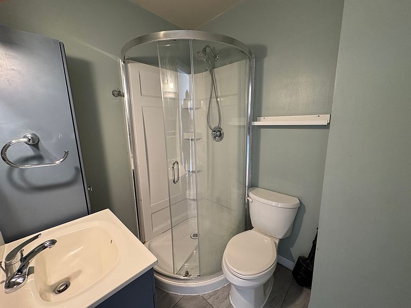 Winnipeg Apartment for rent - 3 Bedrooms — photo 7
