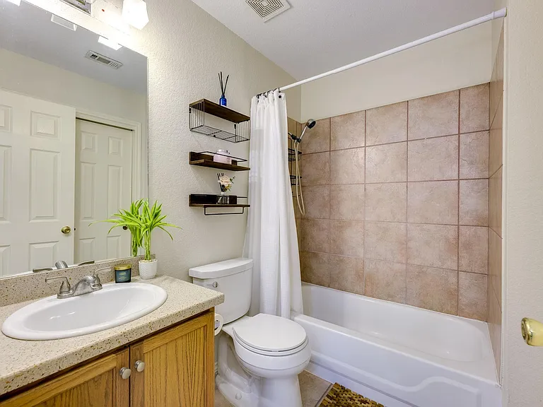 4501 Whispering Valley Dr #3 — Photo 30