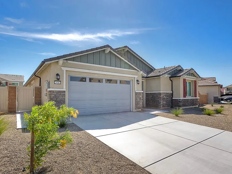 29587 Fortitude Dr — Photo 2