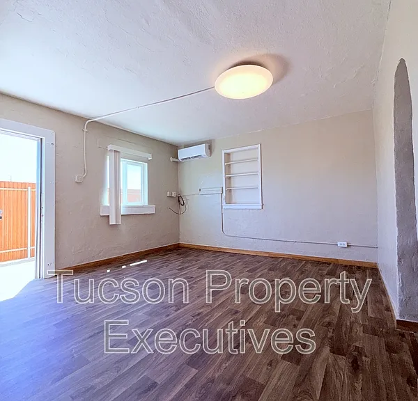 234 E 32nd St #7 — Photo 8