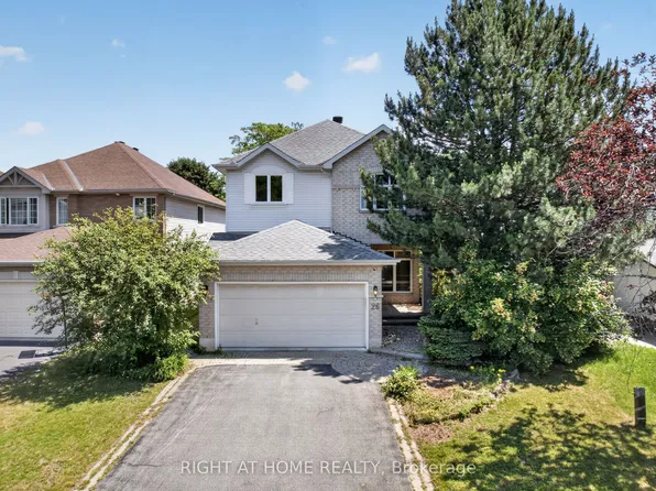 26 Evanshen Cres, Ottawa, ON K2K 2Z6
