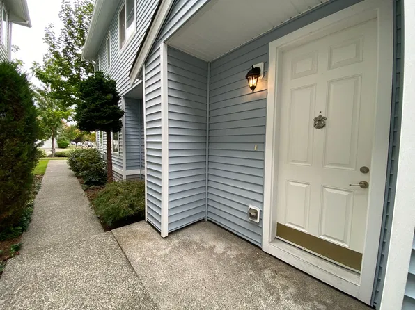 2570 Mitchell Ave, Dupont, WA 98327