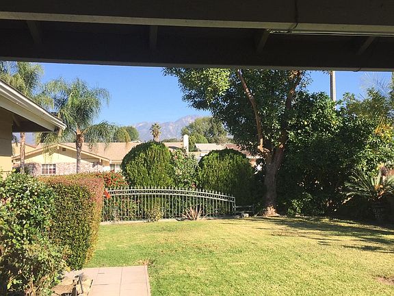 3rd image of 623 Zenia Ct