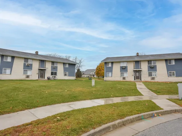 N168W19937 Ridgeway Ct, Jackson, WI 53037