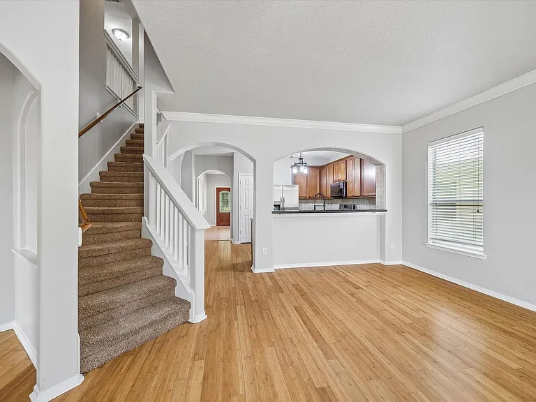 6218 Lovage Ave — Photo 8
