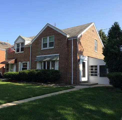 7817 W Summerdale Ave photo 1