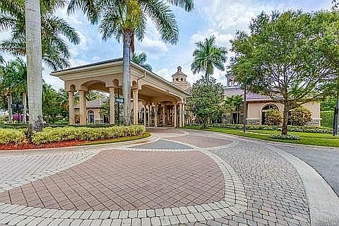 4th image of 10278 Medicis Pl