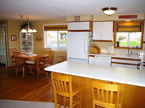 Kitchen and eating area