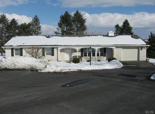 3751 Timothy Cir, Schnecksville, PA 18078