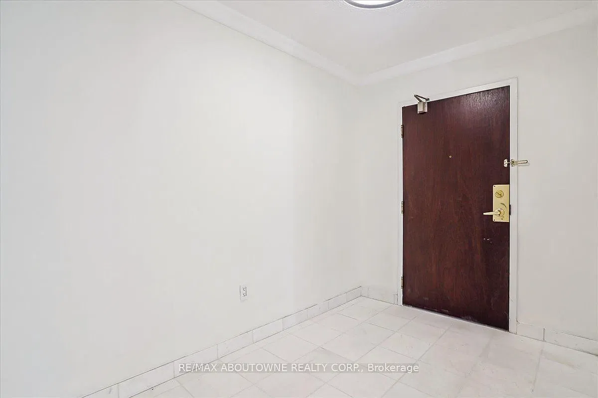 2 bed, $5,350 — Photo 2