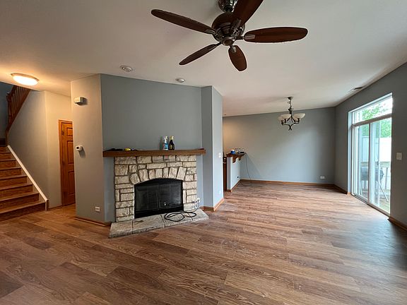 2nd image of 363 Chesapeake Ln